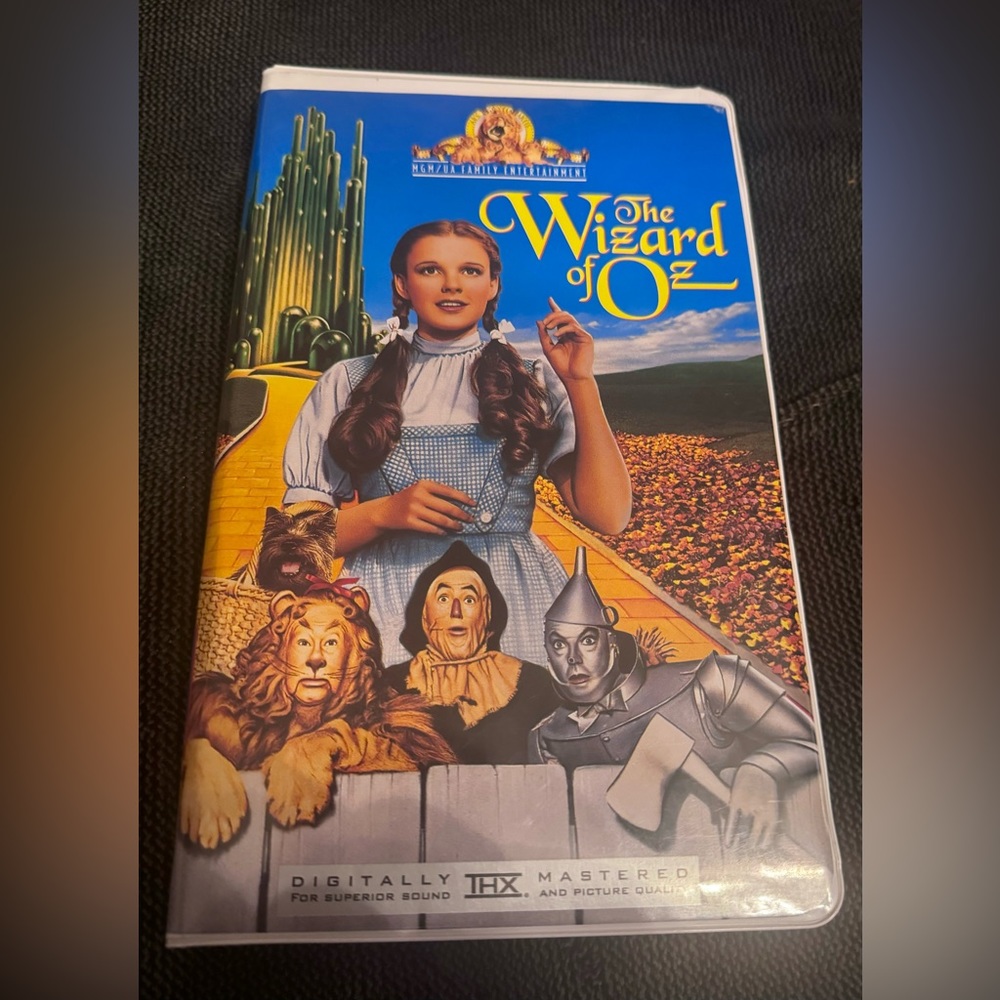 Vintage The Wizard of Oz 1996 VHS